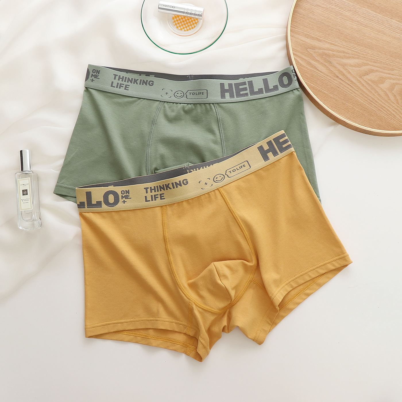 男士时尚个性短裤