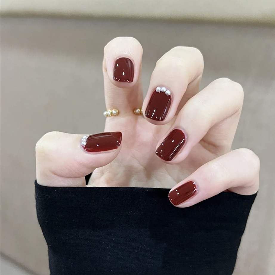 奈妮娜z-312红简珍珠假指甲片穿戴美甲贴成品甲片贴24片美甲贴