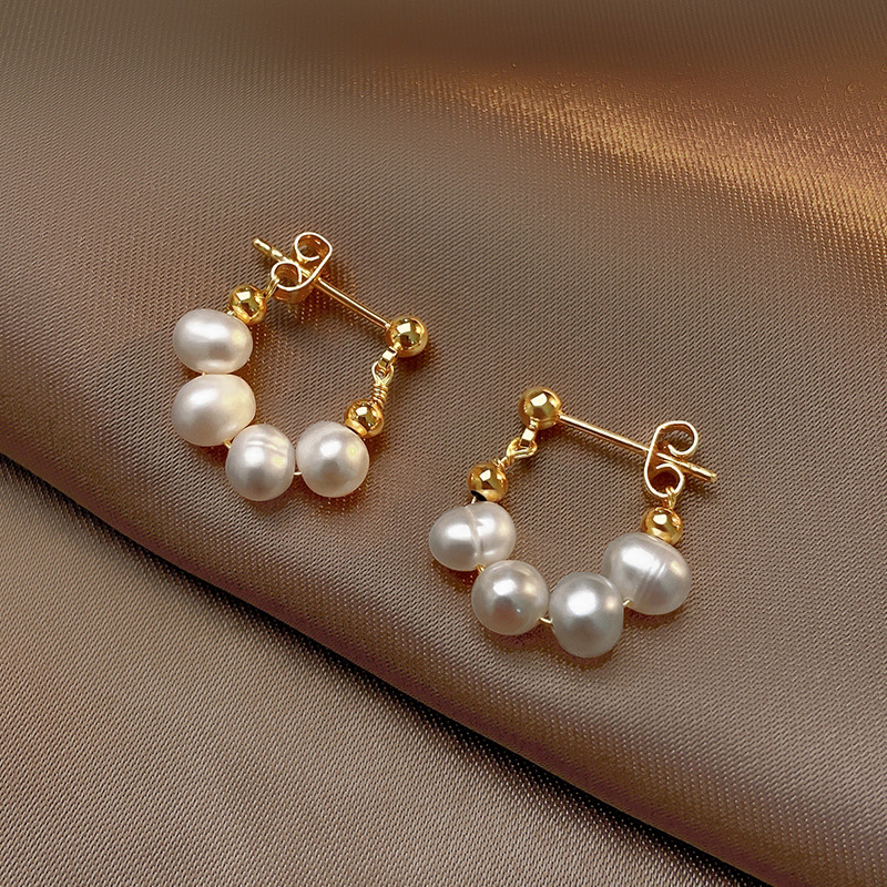 Sterling Silver Needle Baroque Fresh Water Pearl Grace Stud Earrings Women's High-Grade Light Luxury Earrings Personalized Hot Selling Eardrops Tide