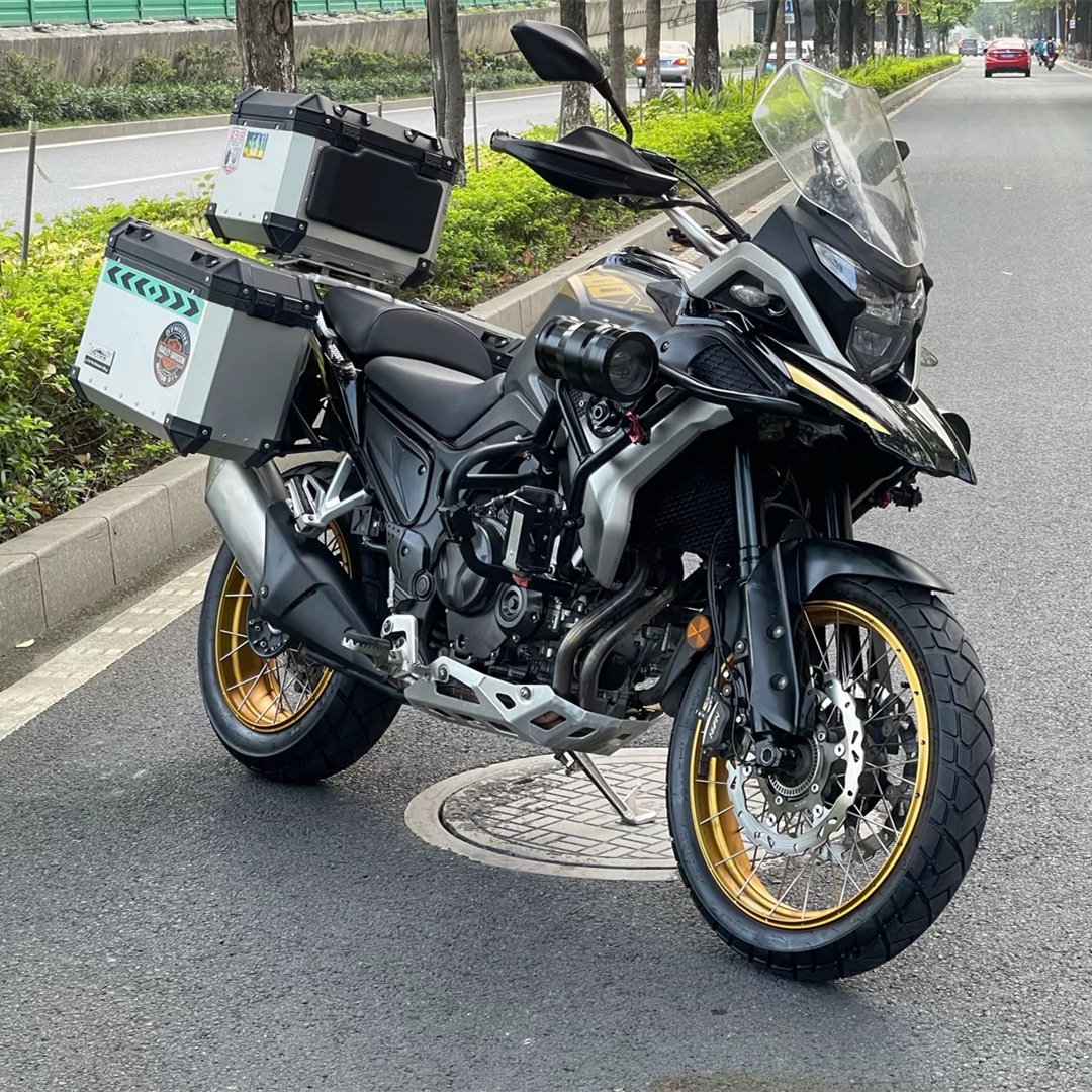 新款凯越525x街车贝纳利金鹏502拉力车男士巡航旅行越野摩托车