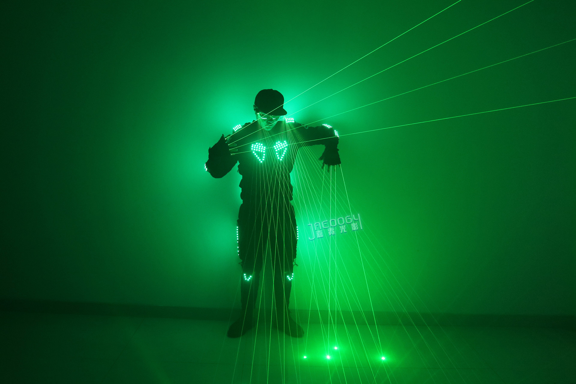 科幻led爆闪发光服装激光手套镭射眼镜酒吧夜店舞台年会演出道具