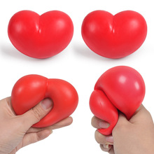 新款创意减压玩具红色爱心捏捏乐填充面粉发泄球心形儿童挤压玩具
