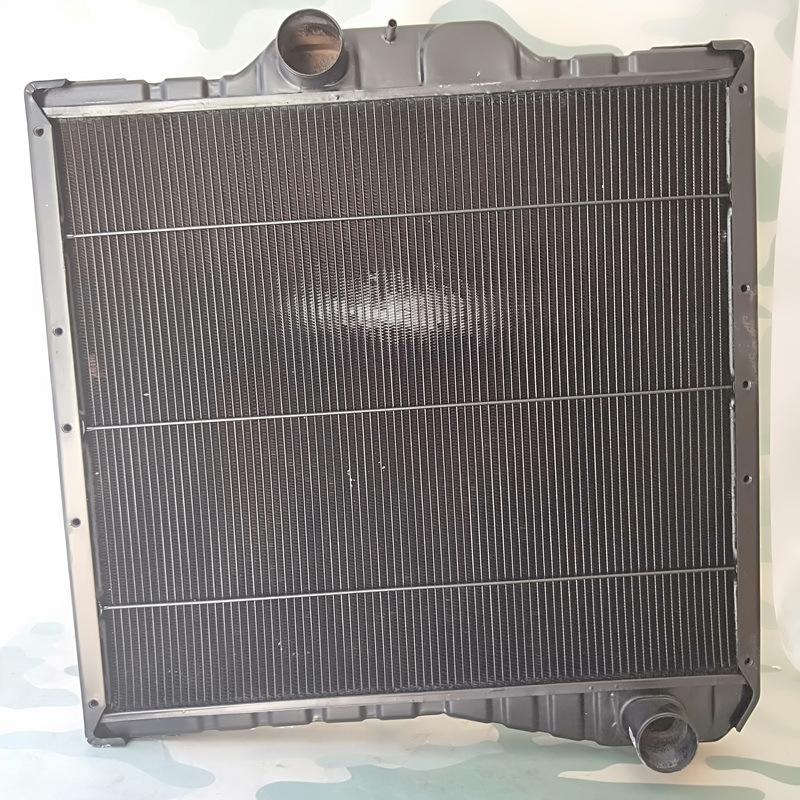 东风eq2102n军车越野车运输车 散热器总成 水箱总成1301a07b-001