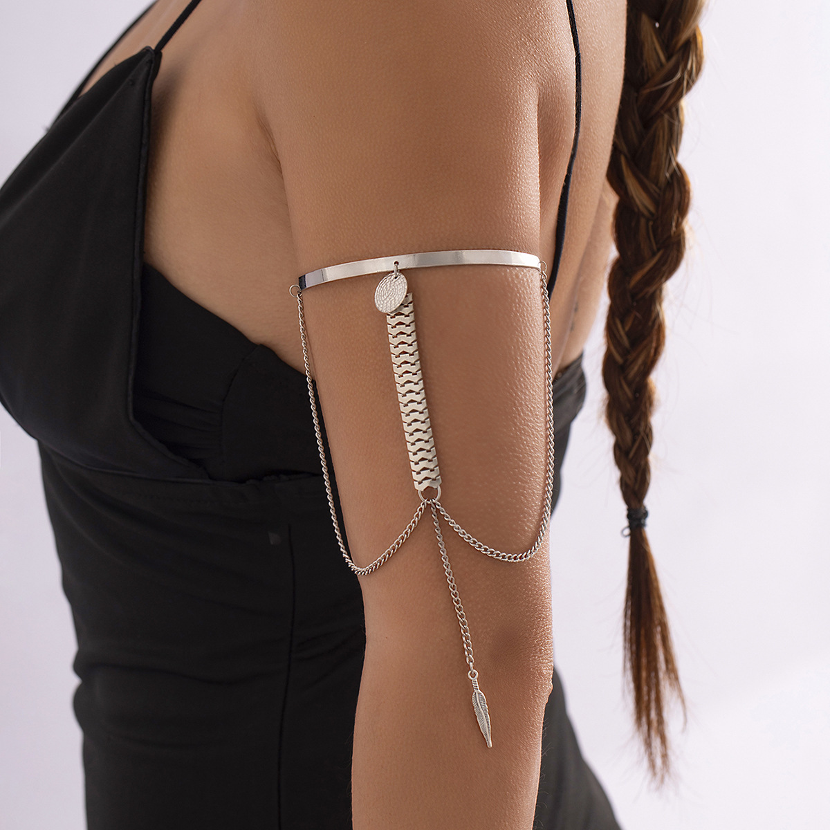 流苏金属手臂链