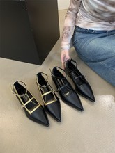 黑色尖头一字扣带玛丽珍鞋女2023秋季小皮鞋气质浅口法式单鞋