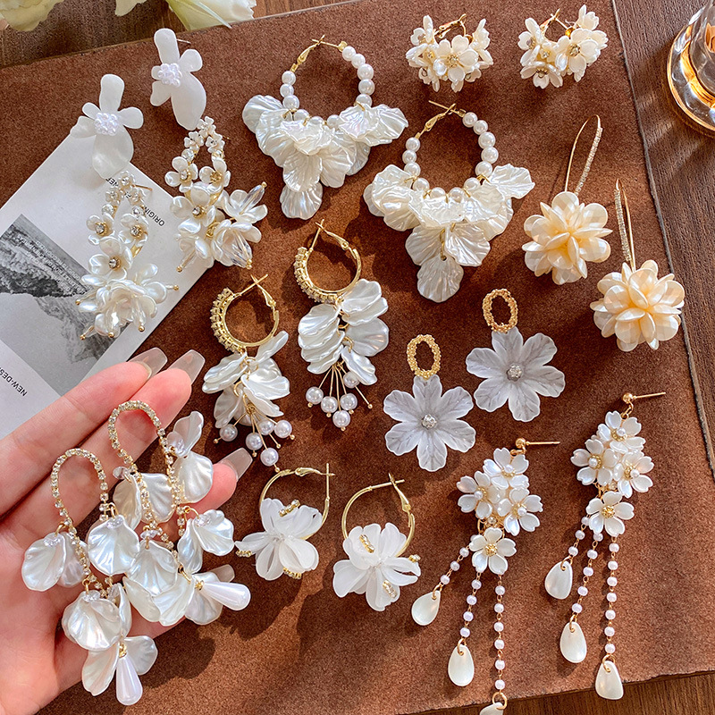 light luxury minority high-grade pearl stud earrings sterling silver needle long tassel fresh acrylic flower earrings for women