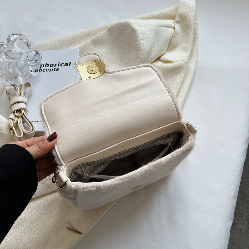 Plush Bag Women's 2022 New Autumn and Winter Underarm Small Square Bag Fur Bag Internet Celebrity Same Portable Shoulder Messenger Bag