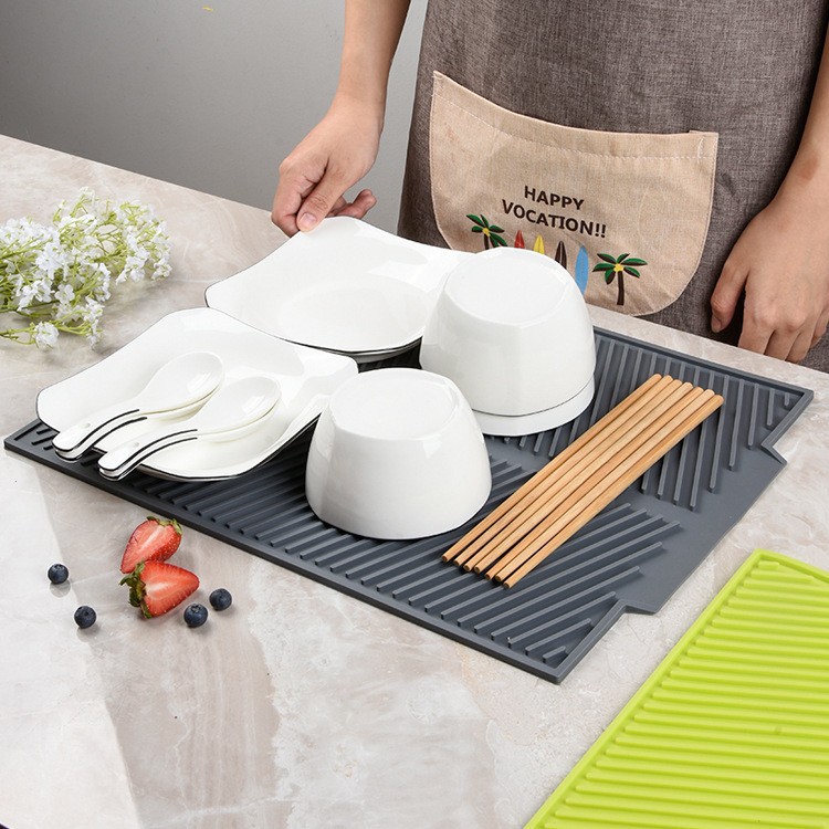 Kitchen Silicone Draining Placemat Non-Slip Heatproof Drying Mat