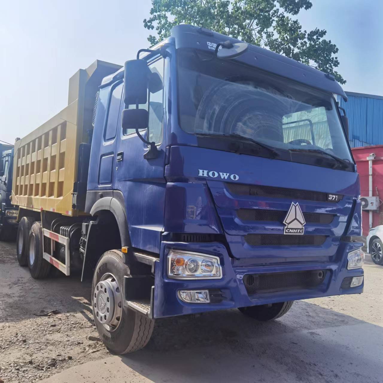 厂家直供出口八成新豪沃后八轮 工程自卸车 翻斗车 渣土运输车