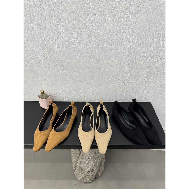 低跟方头拼接绒面单鞋女鞋子2024新款粗跟奶奶鞋小众一脚蹬工作鞋-阿