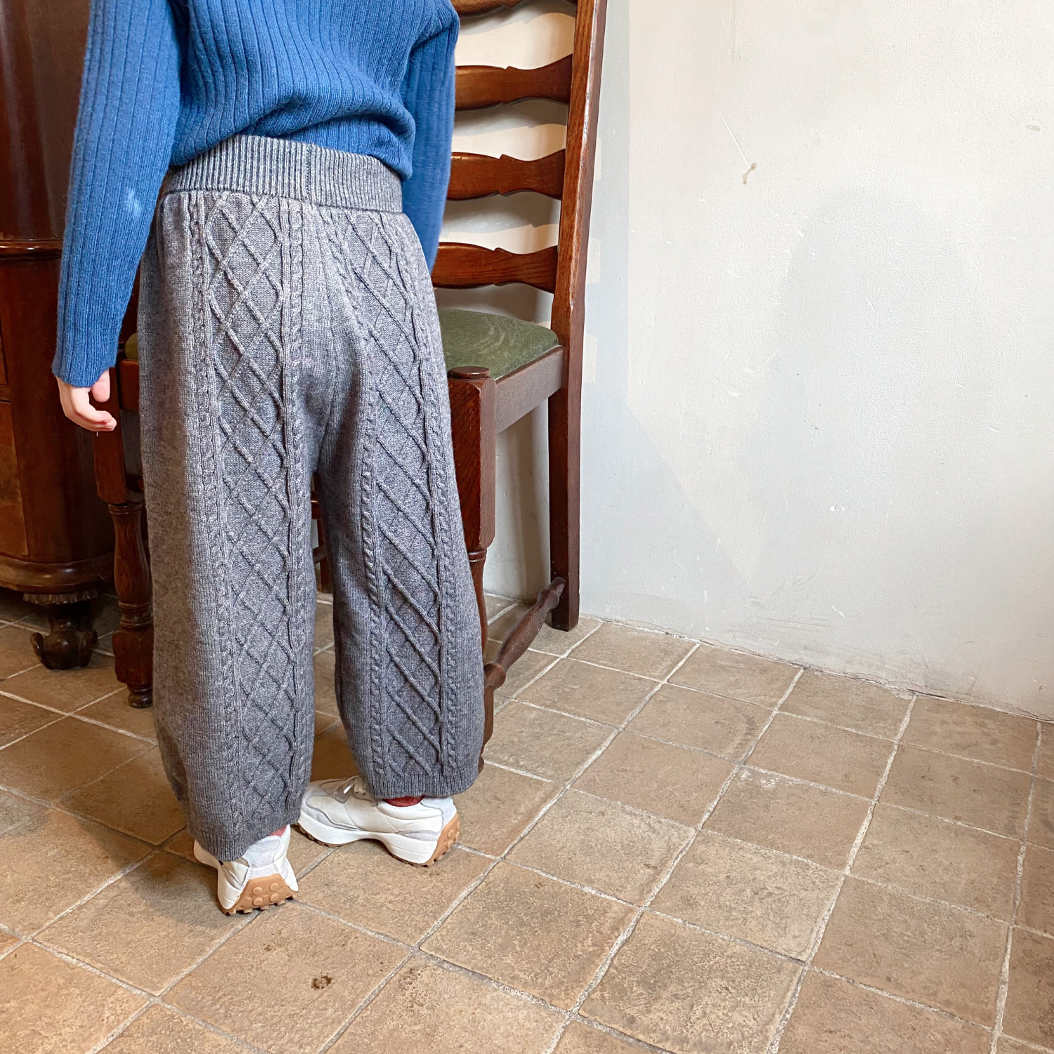 女童麻花毛线裤2021冬款新款韩版中小童洋气弹力宽松针织阔腿裤潮