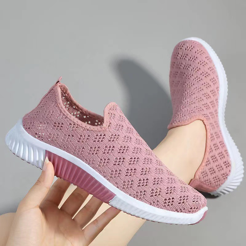 Mesh Surface Shoes Women's Summer Old Beijing Cloth Shoes Women's Casual Breathable Casual Shoes Non-Slip Soft Bottom Women's Shoes Comfortable Mom Shoes