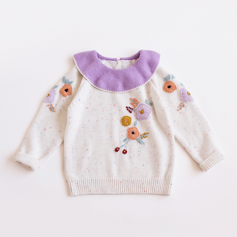 跨境女童毛衣2021秋装新款欧美儿童绣花复古毛衣圆领花朵针织上衣