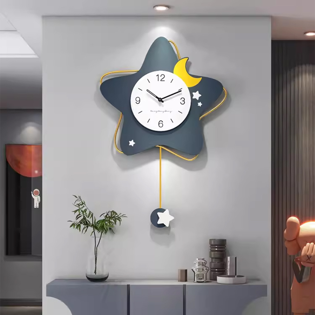 Light Luxury Clock Wall Clock Living Room Modern Minimalist and Magnificent Home Fashion Creative Personalized Decoration Dining Room Clock Wall Hanging