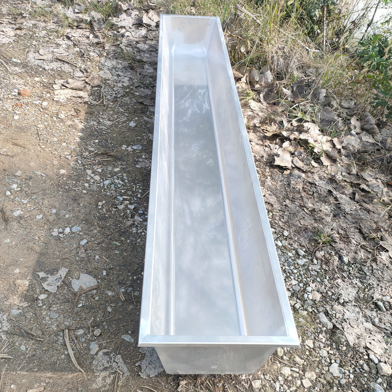 不锈钢牛羊食槽方底加厚牛羊饮水槽喂食盆方形水槽饲料槽牛羊料槽