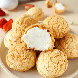 爆浆泡芙奶油早餐蛋糕西式糕点盒装零食小吃即食点心便宜整箱批发