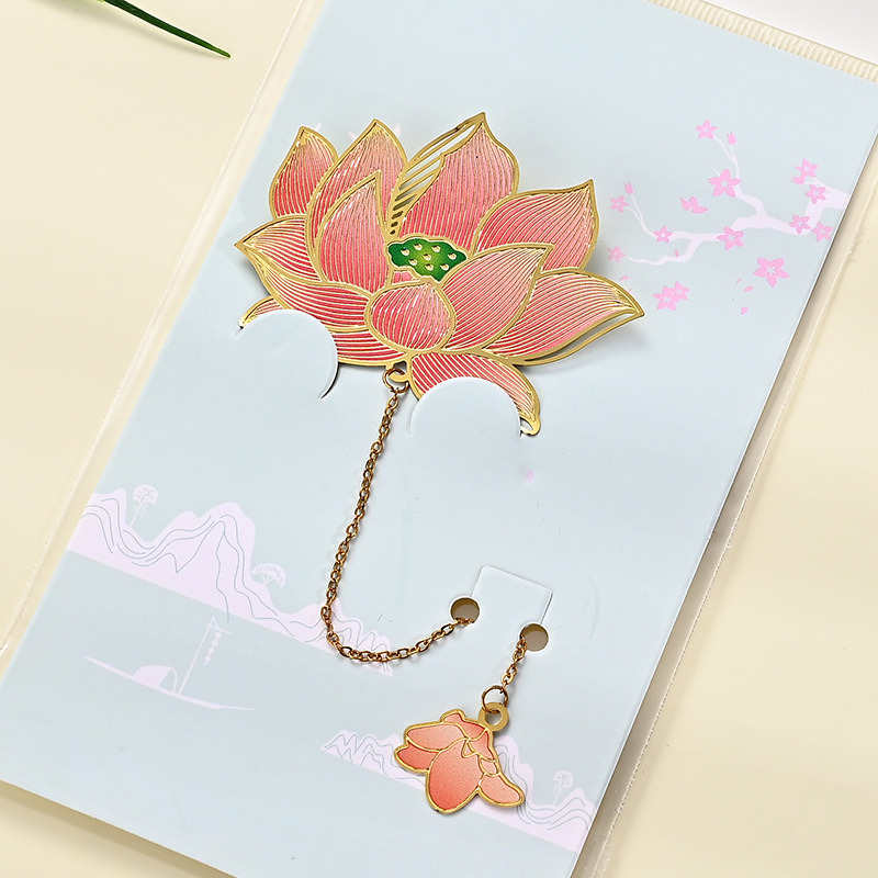 Lotus Leaf Vein Metal Bookmark Ancient Style Cultural and Creative Chinese Flower Koi Bookmark Chinese Style Student Commemorative Gift Bookmark