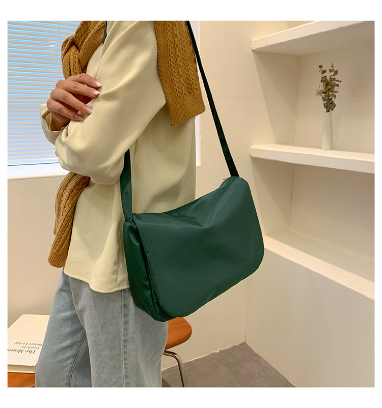 春季高颜值最新款单肩包尼龙大包大学生气质单肩包百搭休闲斜挎包