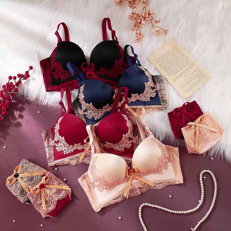 Women's Embroidered Lace Sexy Wireless Underwear Gather Comfortably Push up Anti-Sag Accessory Breast Push up Bra Set