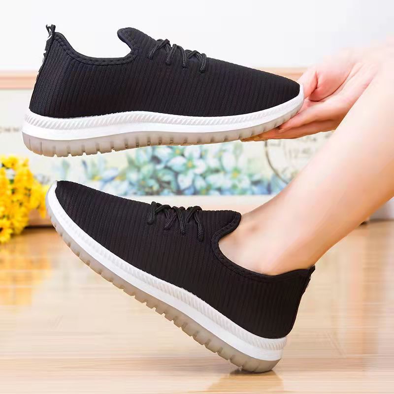 New Old Beijing Cloth Shoes Women's Mother Work Shoes All-Match Women's Soft Bottom Breathable Walking Casual Sneaker Wholesale