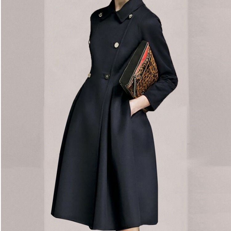 赫本风黑色时髦风衣女2021秋冬款韩版翻领双排扣收腰气质长款外套