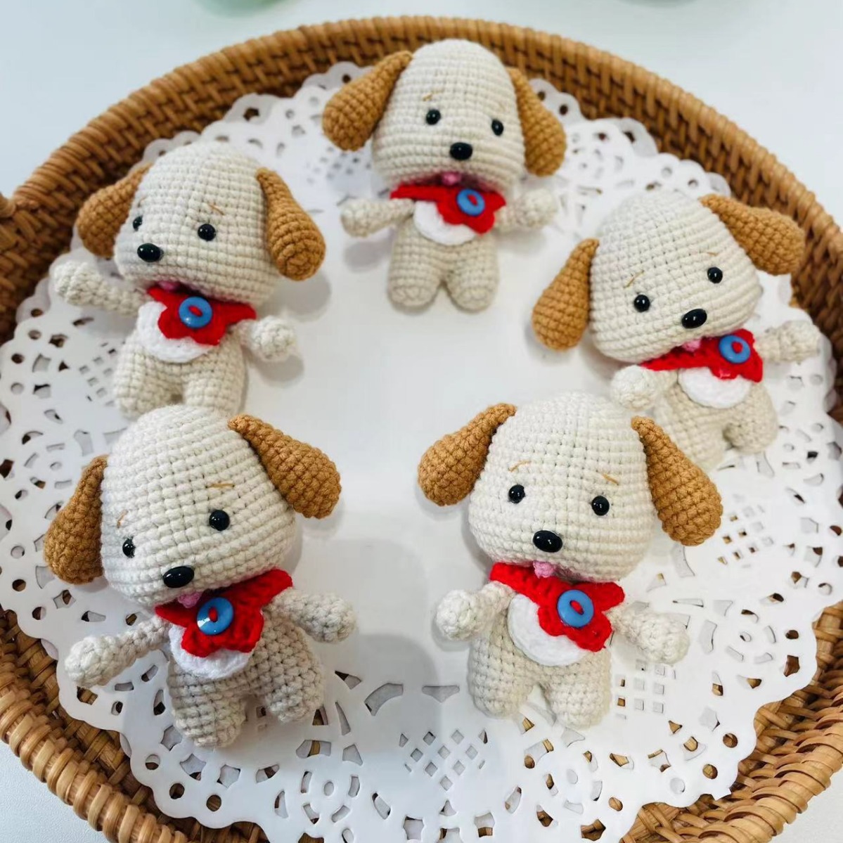 手工编织成品玩偶逗遛狗精品毛线钩织卡通可爱小狗挂件钥匙扣批发