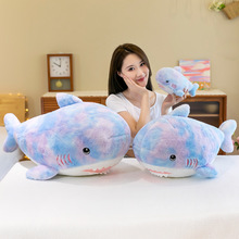 扎染鲨鱼抱枕娃娃迷彩鲨鱼毛绒玩具公仔儿童床上靠枕生日礼物批发