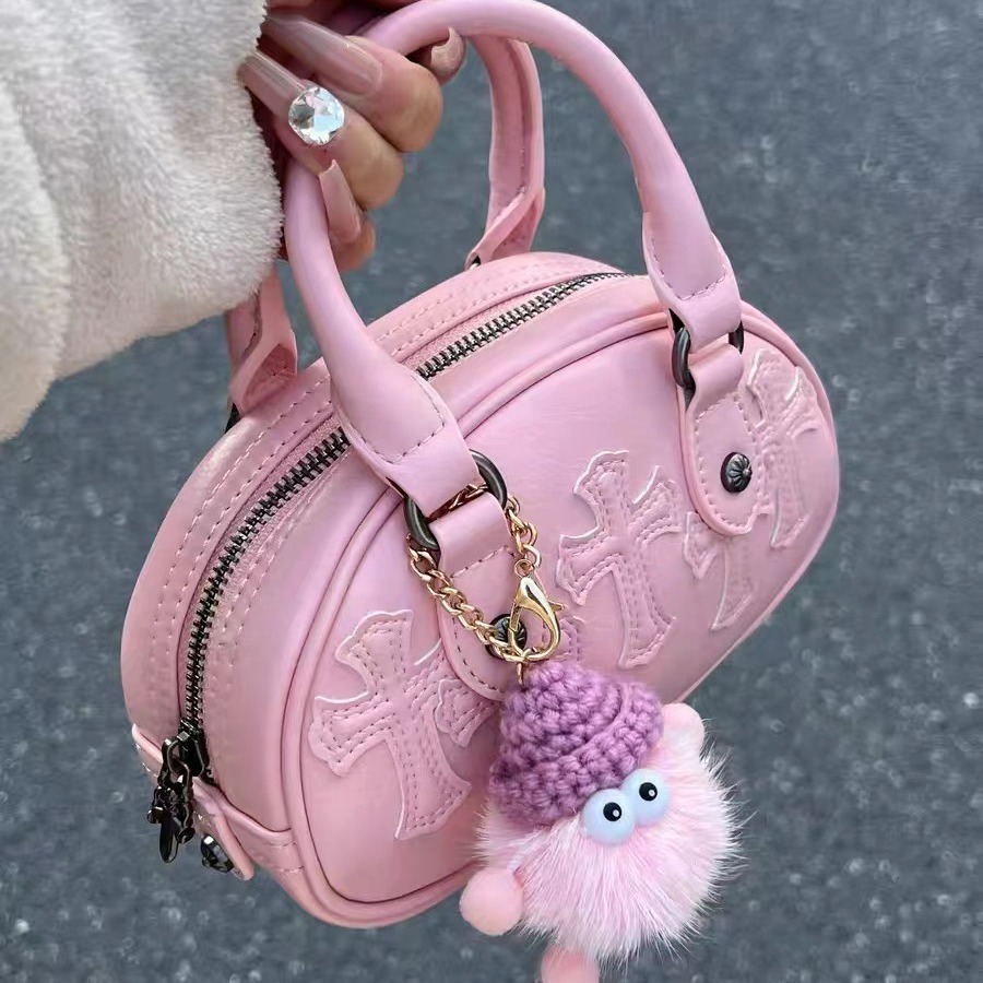 2024新款潮流时尚斜挎小包女粉色保龄球小众手提包高级感迷你包包