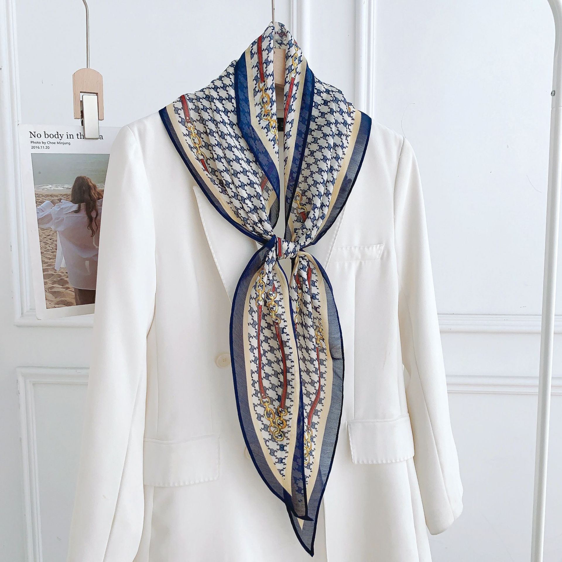 韩国领巾女丝巾薄款纱巾气质装饰大菱形围巾百搭夏季时尚链条围脖