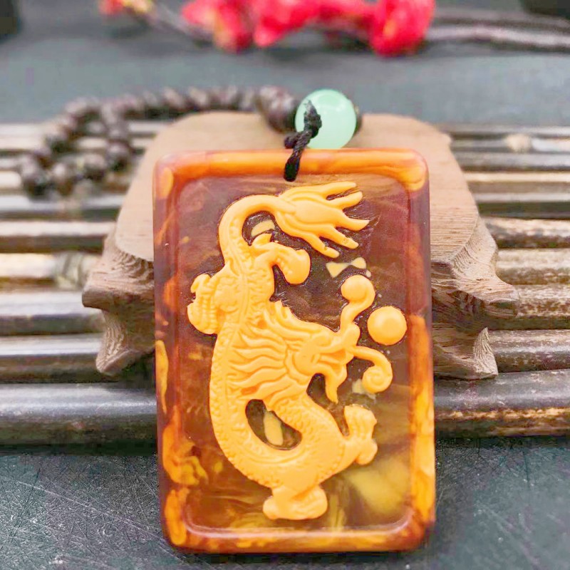 龙涎香项链双色吊坠龙牌方牌毛衣链男女款自带香味牌子项链配饰