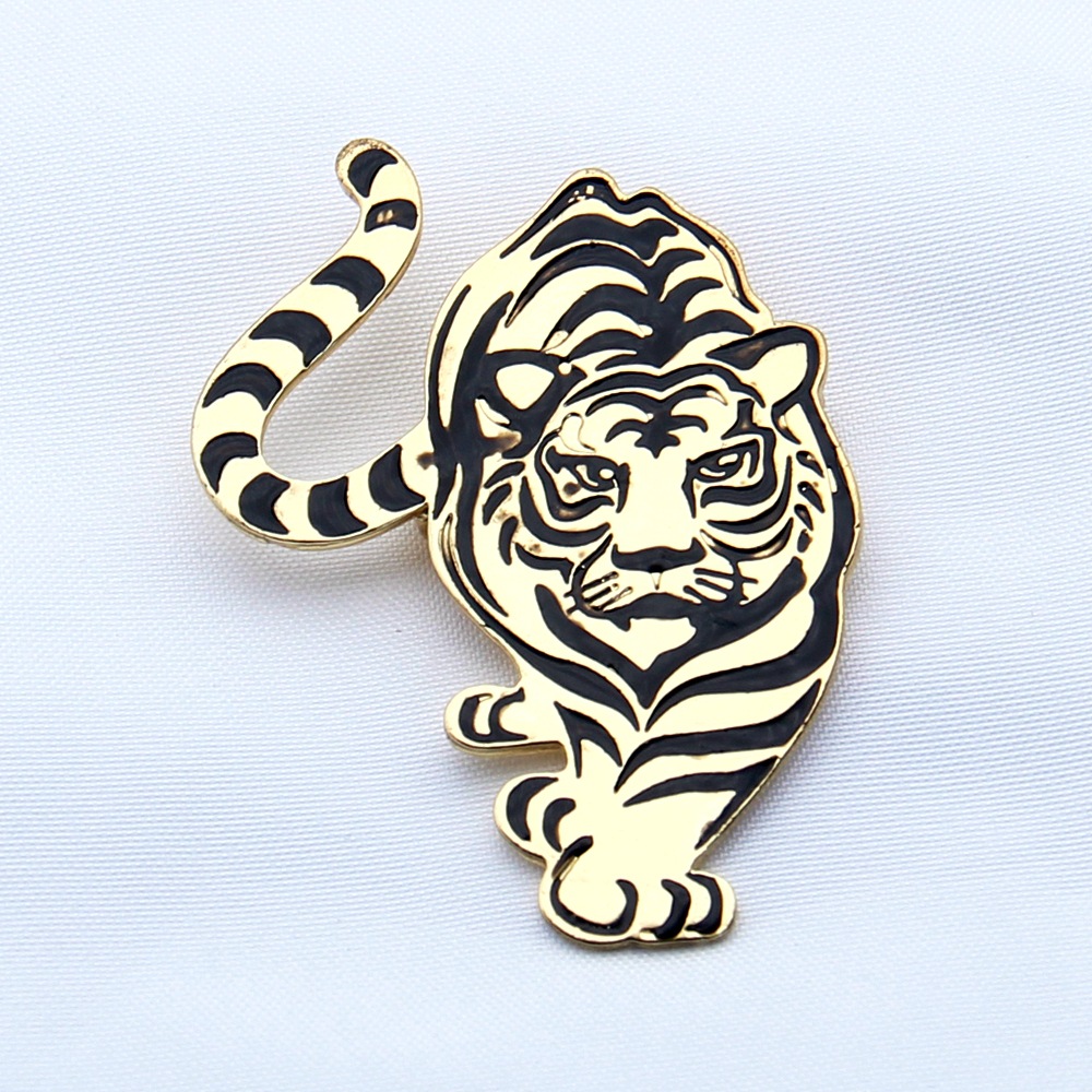老虎胸针复古中国风虎年猛虎下山男士气质西装大衣胸花配饰别针