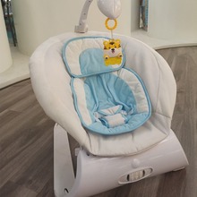 婴儿摇椅躺椅电动安抚椅摇篮床宝宝带娃哄小孩睡觉哄睡哄娃神器