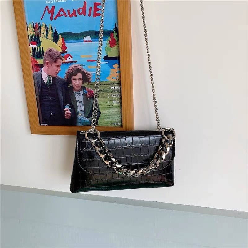 French Volkswagen Design Bag Crocodile Pattern Chain Underarm Bag Retro Personalized Bag Simple Bag Shoulder Crossbody Bag Fashion