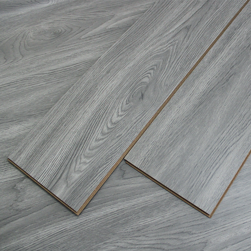 北京厂家直销强化复合木地板环保耐磨家用防水灰色北欧8mm12mm
