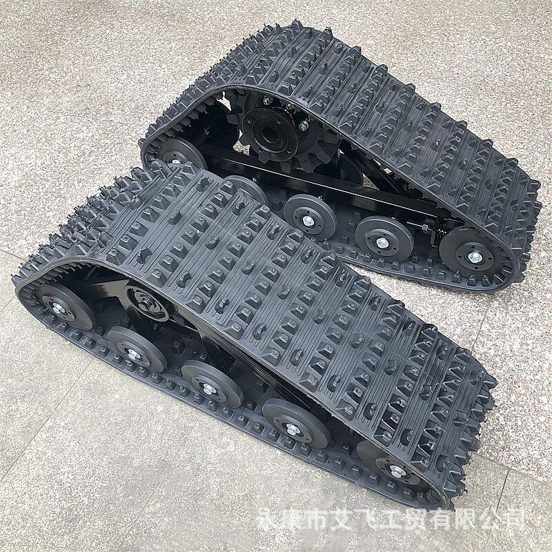 新款沙滩车履带雪地防滑轮胎越野车改装户外攀爬三角大公牛沙滩车