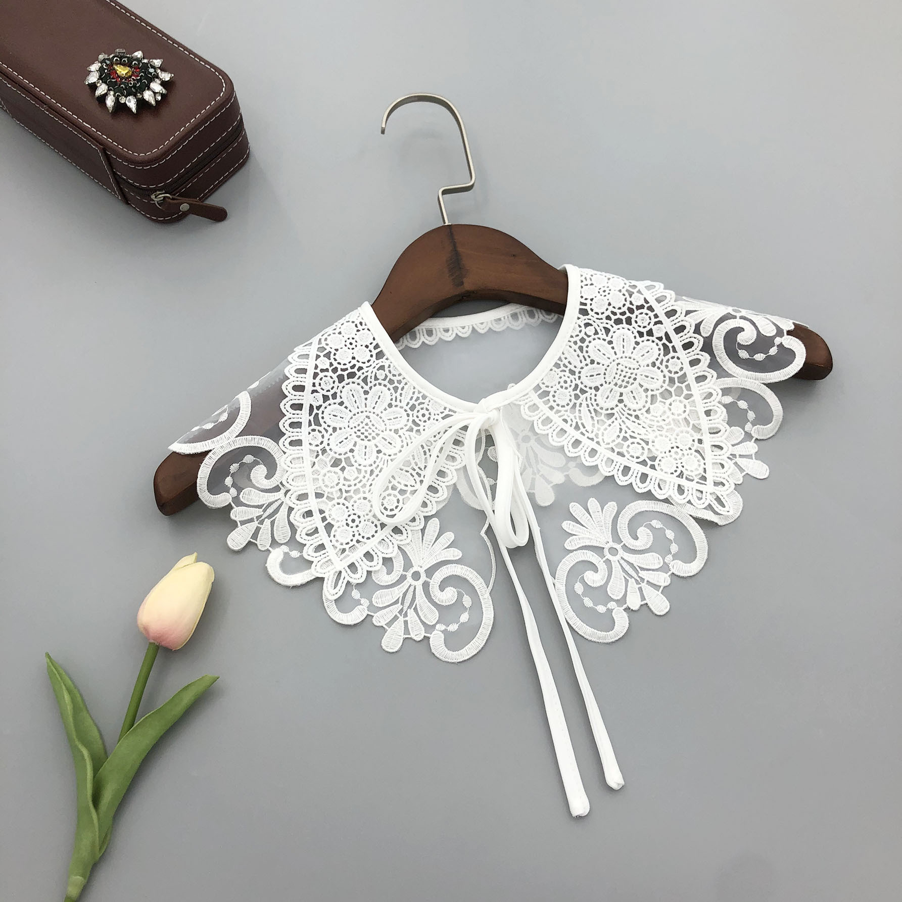 新品欧根纱绣花小披肩防晒美脖精美百搭女生必配小神器大量现货