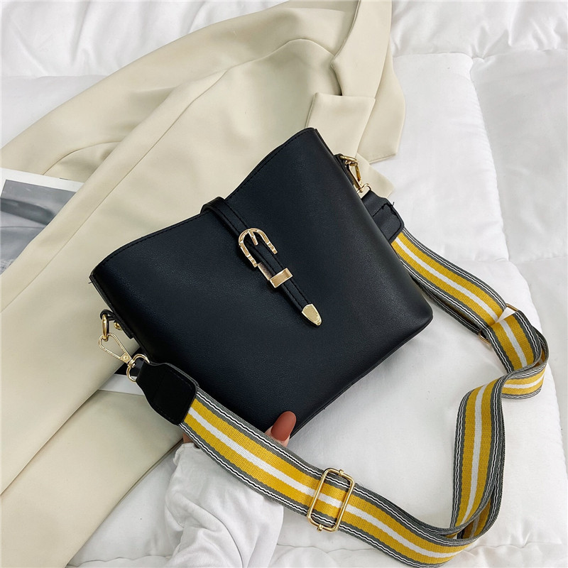 Women's Bag 2021 Summer New Wide Shoulder Strap Bucket Bag Korean Style Fashionable Simple Solid Color Shoulder Messenger Bag for Women