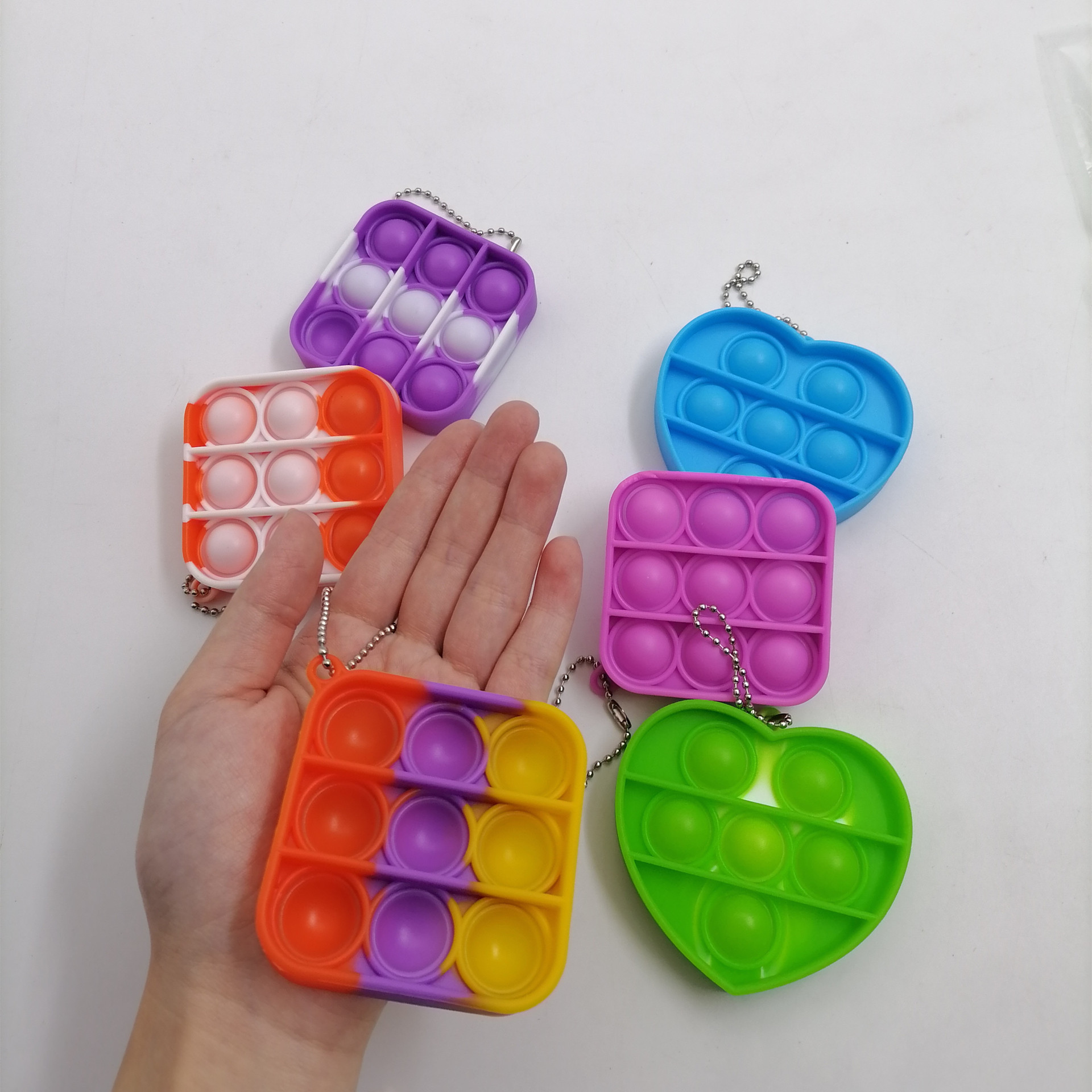 跨境迷你减压灭鼠先锋挂件玩具 彩色按压硅胶灭鼠先锋钥匙扣批发