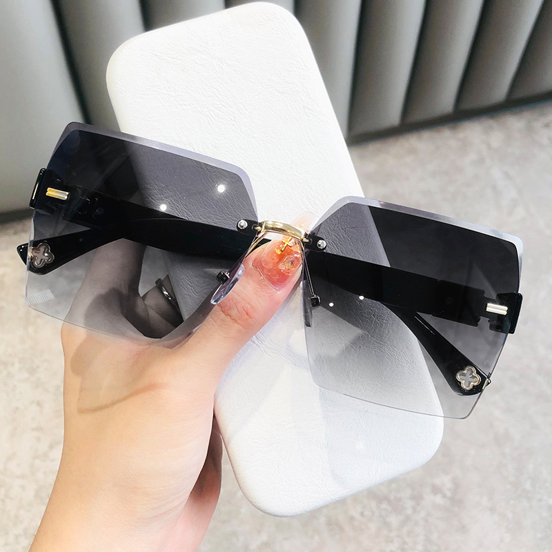 New Frameless Trimming Sunglasses Women's High-Grade Gradient Ins Uv-Proof Large Frame Face-Looking Small Sunglasses