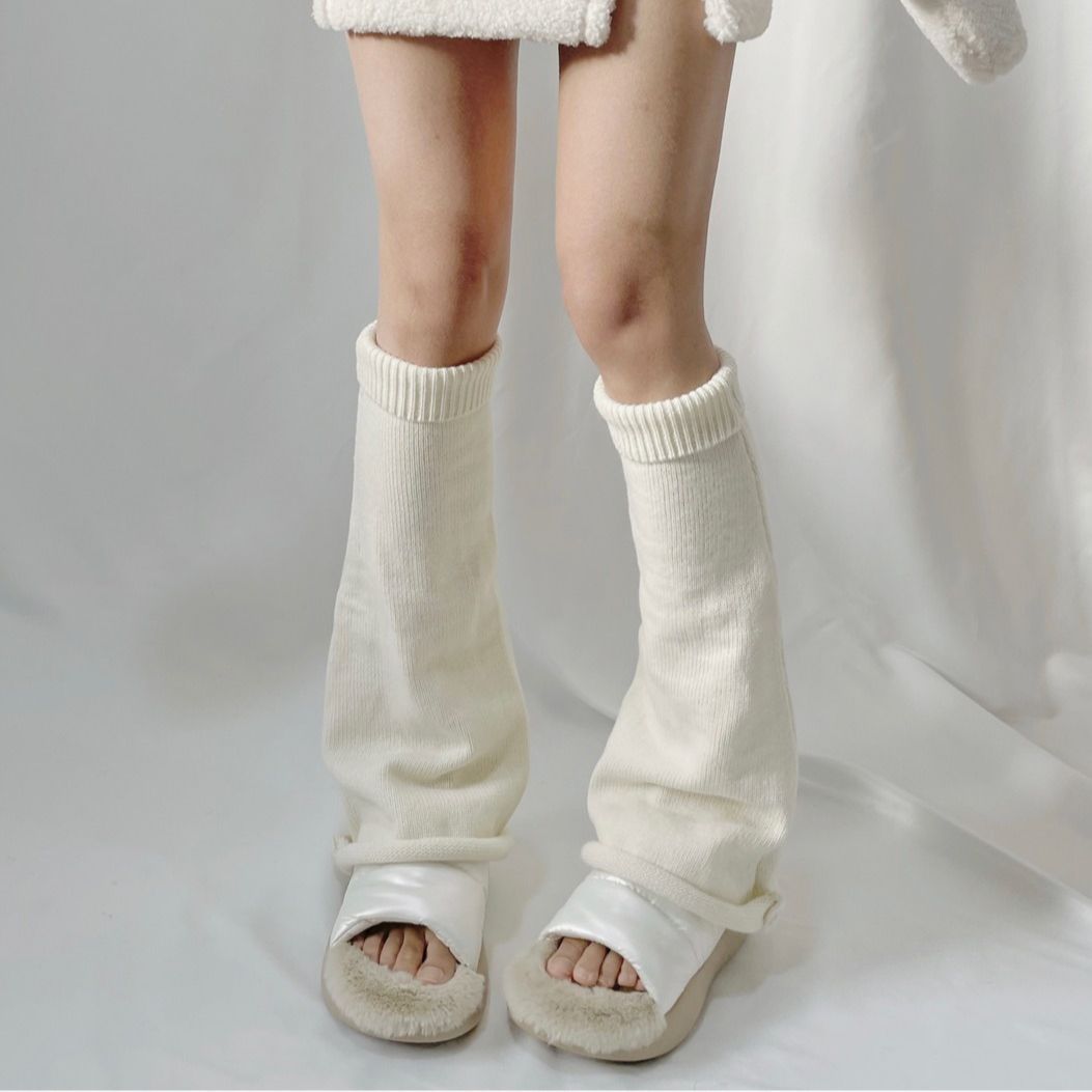 New Spring and Autumn Fashion Horn Stockings Women's JK Group Set Slimming and Wide Leg Wool Knee Pads Thin Leg Socks