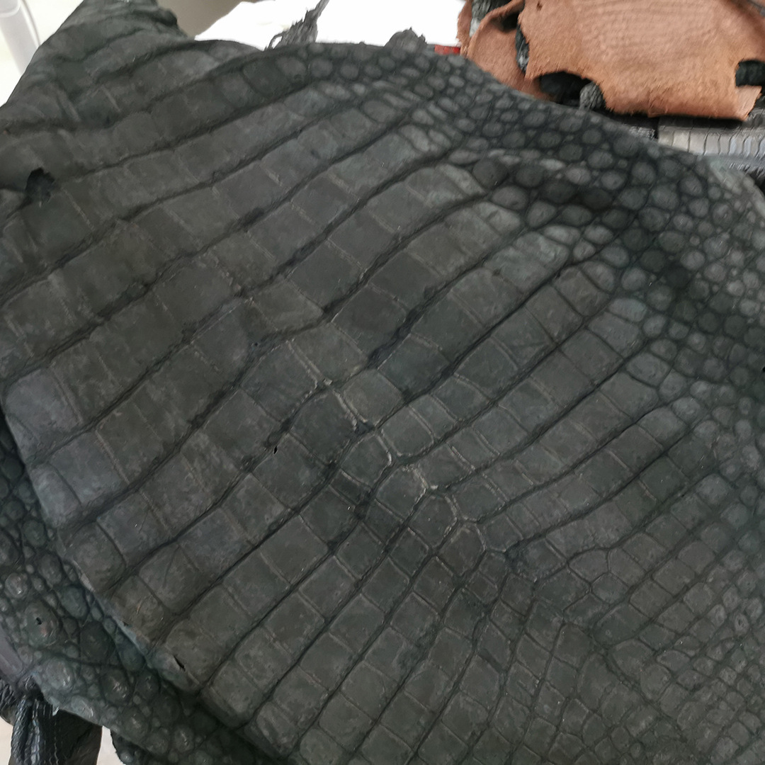 aresgator纯正南非尼罗鳄亮面鳄鱼皮玛瑙抛光奶茶色高光皮料