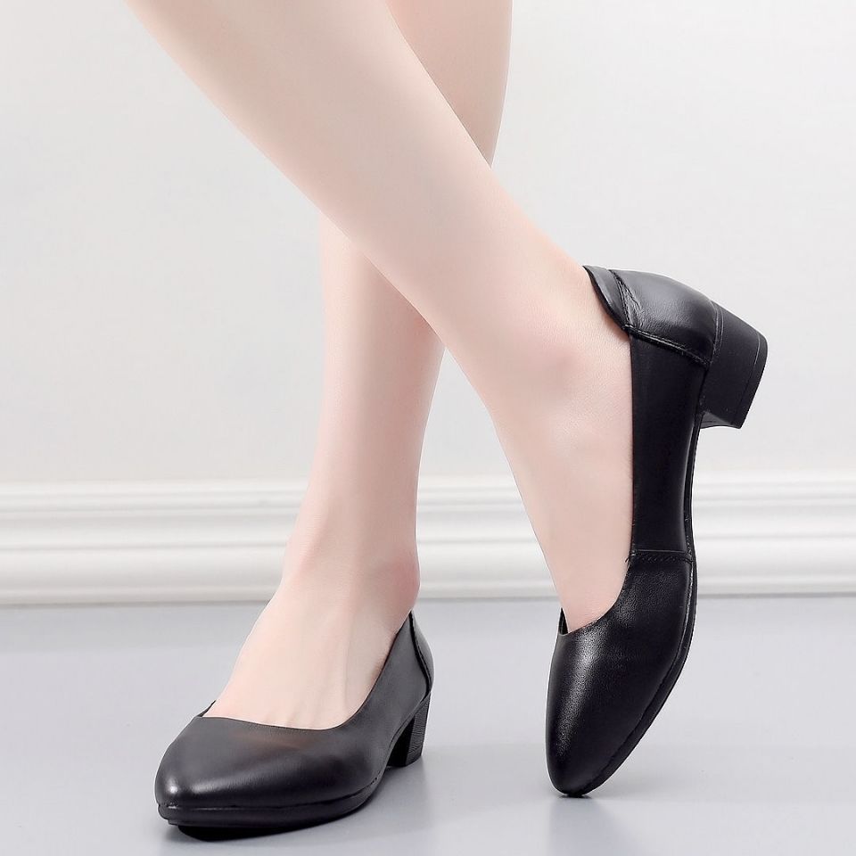 新款皮鞋工作鞋女粗跟女士皮鞋休闲舒适圆头中跟鞋子女鞋