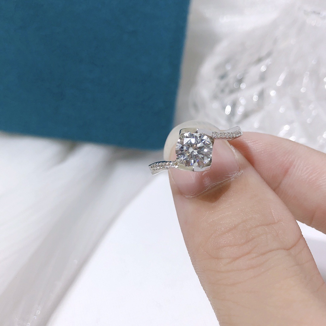 Xiaohongshu Live Streaming Drainage Popular Imitation D Color Moissanite Open Ring Pt950 Eight Hearts and Eight Arrows Open Ring