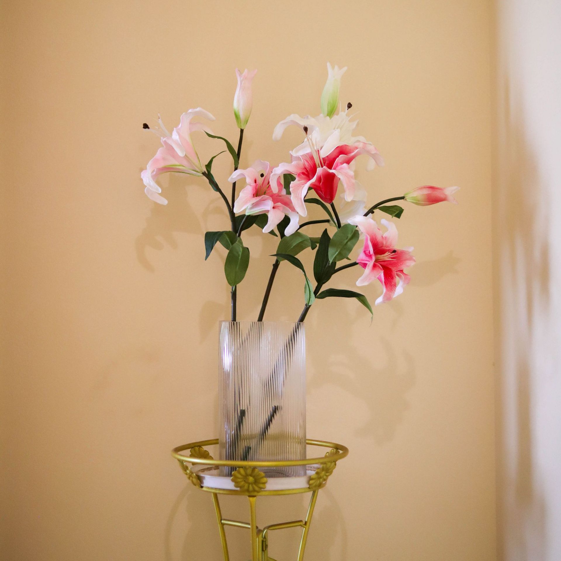 手感保湿百合花假花仿真花束客厅家居装饰餐桌花艺摆件人造花插花