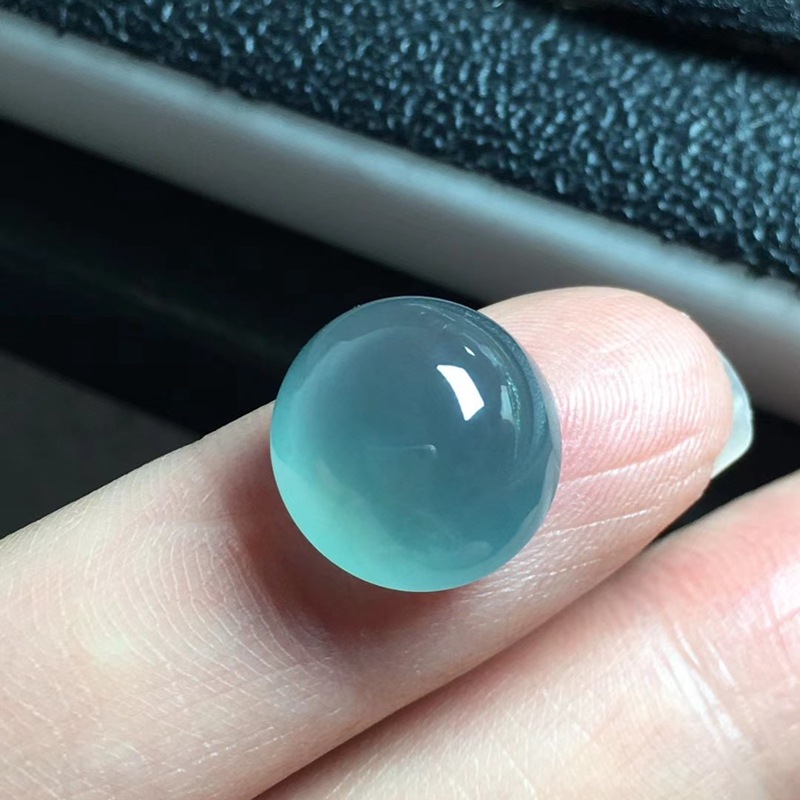 缅甸天然a货翡翠戒面冰种透亮满色天空蓝裸石大圆蛋镶嵌女款戒指