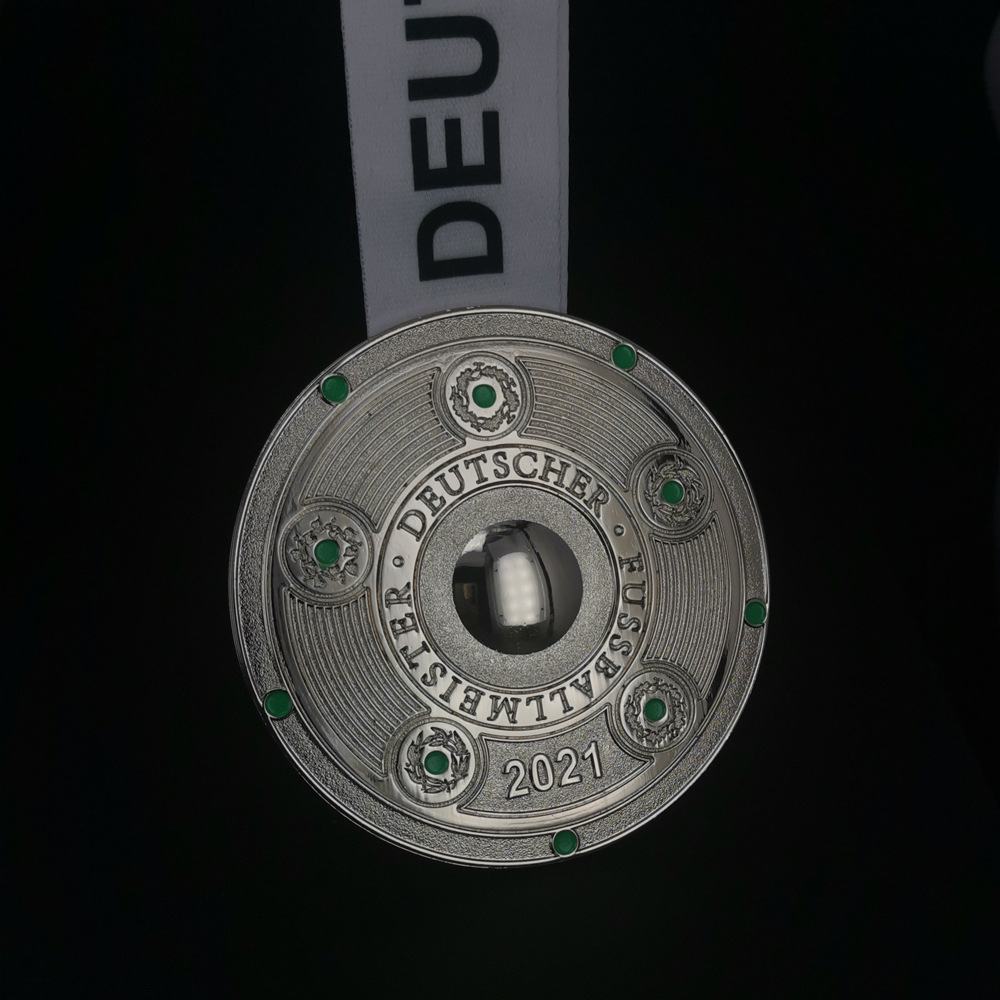 2021德甲六冠奖牌拜仁慕尼黑 2018足球挂牌球迷收藏个人版纪念品