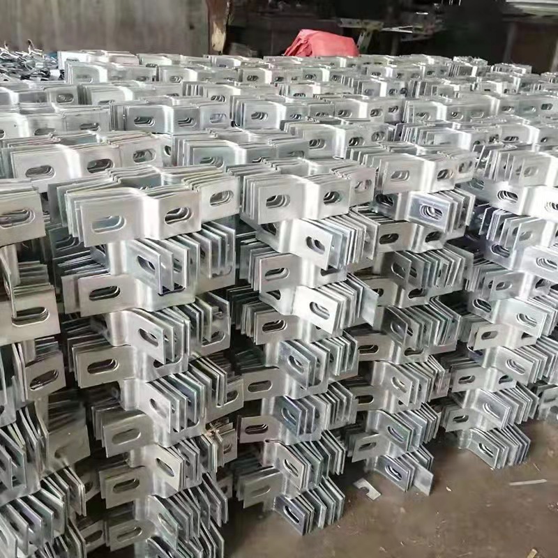 现货批发销售波形护栏托架 高速公路热镀锌三波托架镀锌喷塑托架