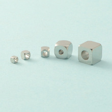 现货热销镜面不锈钢正方体骰子隔珠饰品配件DIY立方体小孔珠坠子