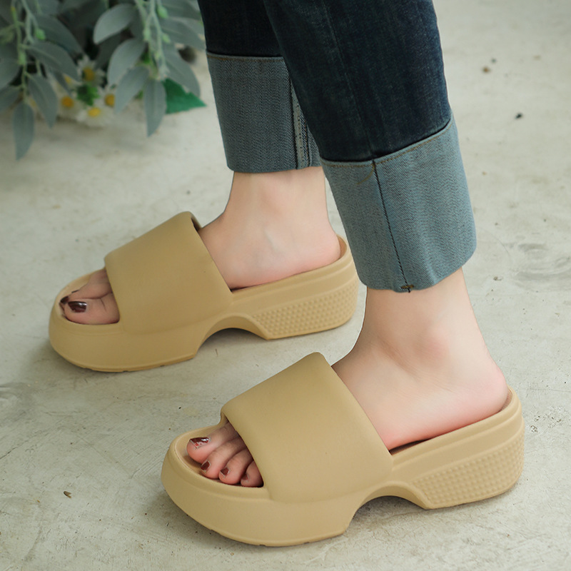 新款踩屎感厚底拖鞋女夏外穿高颜值松糕鞋eva居家防滑坡跟一字拖