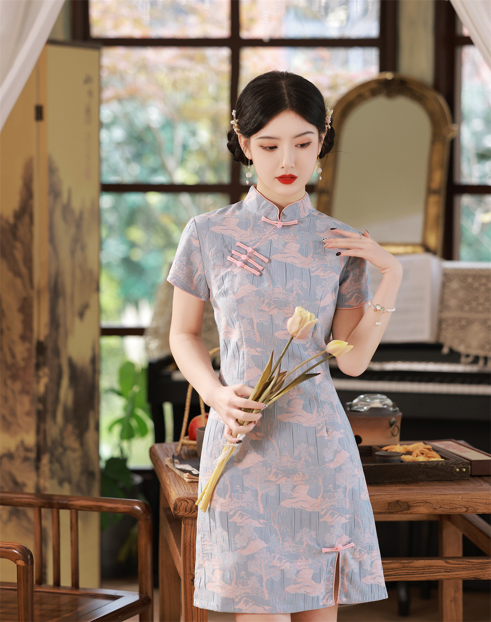 短款修身旗袍